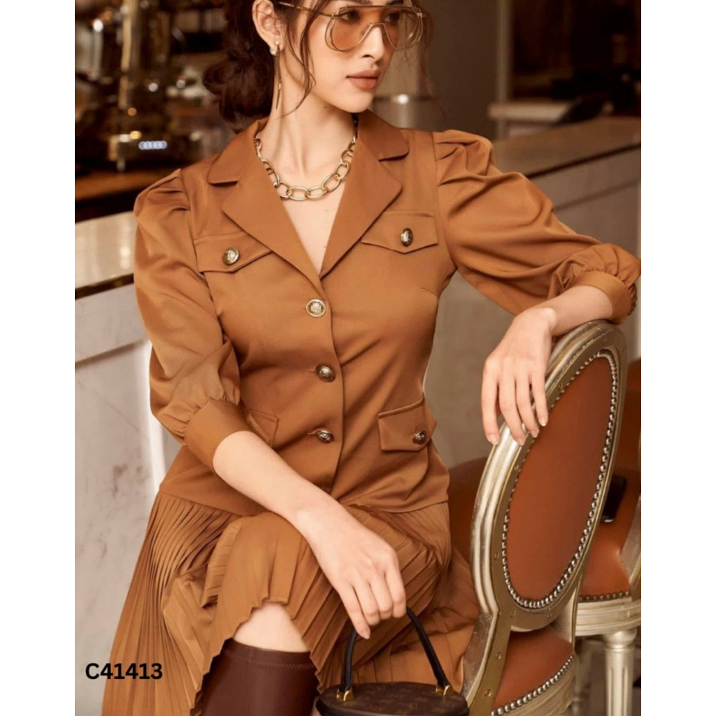 Pass Váy nâu KANEL xếp ly phối cúc sz S/m vừa