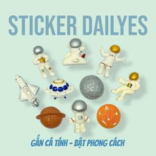   Bộ 10 chiếc  Charm Gắn Dép Phi Hành Gia Vũ Trụ Sticker Dép Jibbitz In 3D Siêu Xinh - Sticker Dailyes 