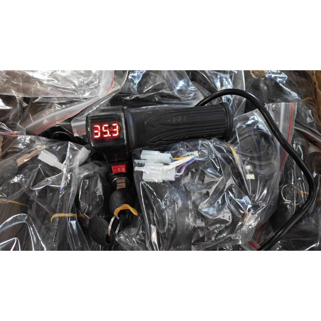 Tay ga báo vol 24V/36V loại dây dài 90cm