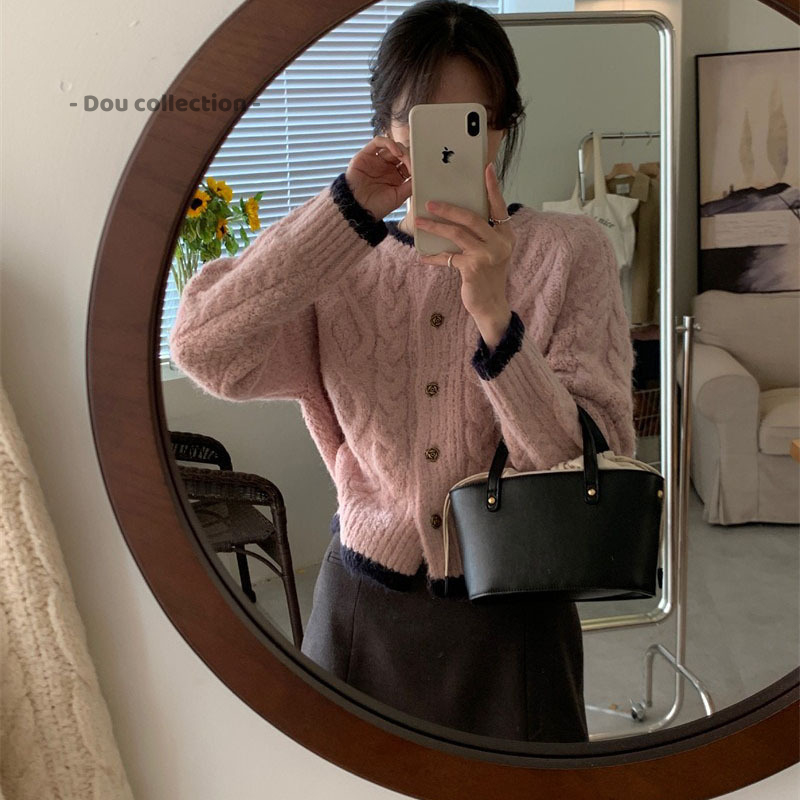 Áo Khoác Cardigan Nữ, Áo Len Dệt Kim Hoạ Tiết Dây Đan Chéo Viền Đen Phong Cách Hàn Quốc Thời Trang Thu Đông - Mã TA084 | BigBuy360 - bigbuy360.vn