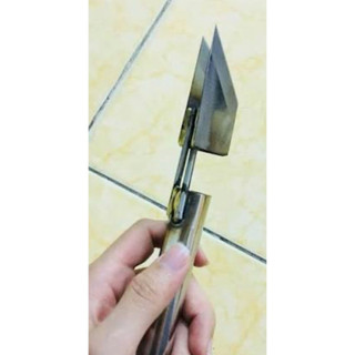 Dụng cụ lấy mắt thơm