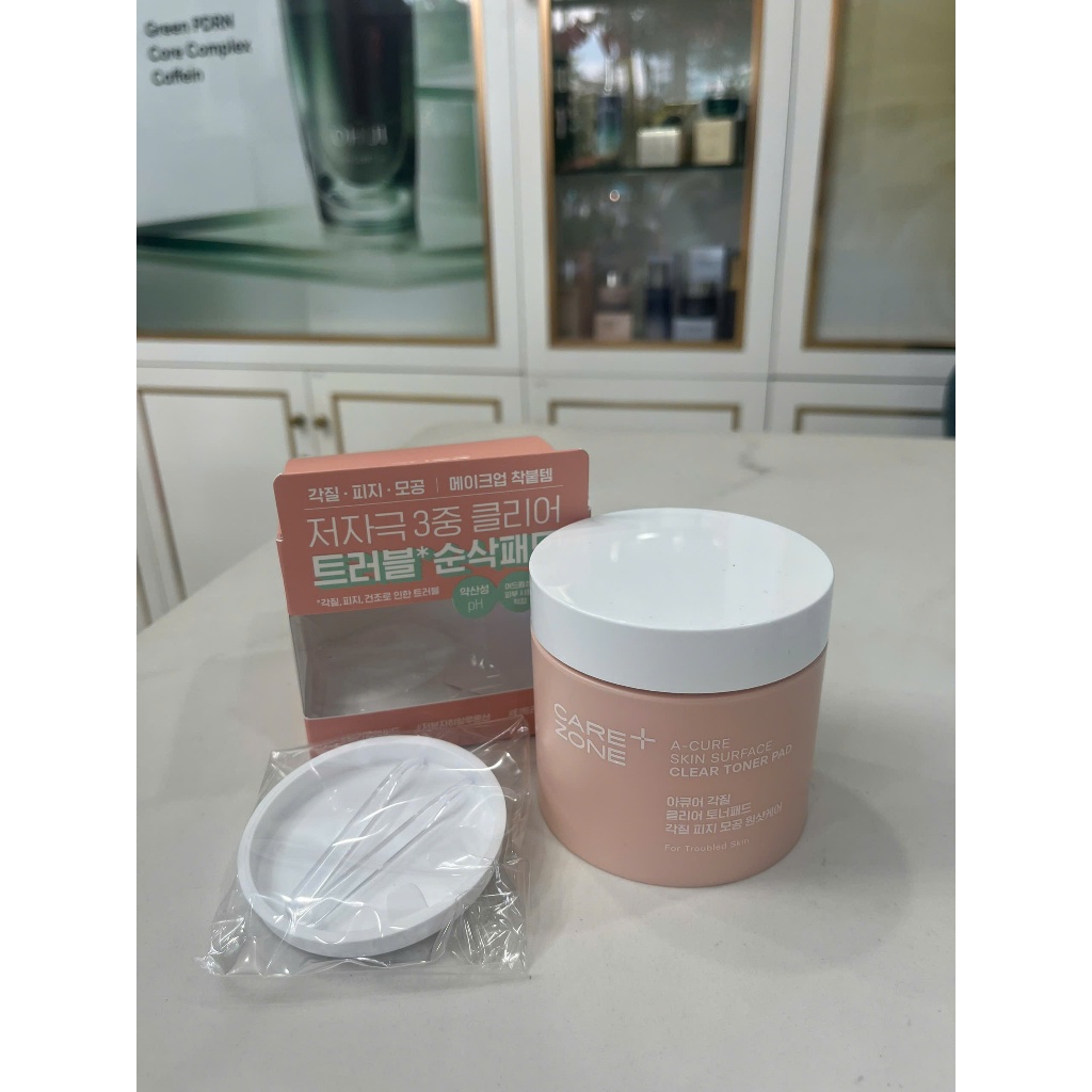 Bông Toner với Triple Acids CareZone A-Cure Skin Surface Clear Toner Pad x K Beauty Town