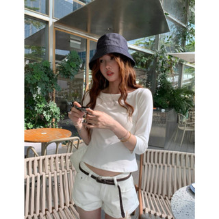  🌼 Joella: 🌸 Irene Top – Áo thun nữ basic cổ rộng tay lỡ ôm dáng vừa vặn_Made by Joella 🌸 