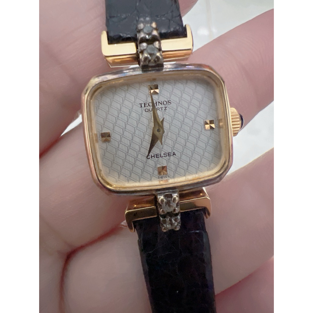 đồng hồ Thụy nữ hiệu technos quartz