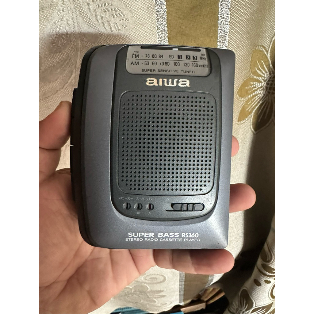 xác sống radio cassette aiwa bãi nhật