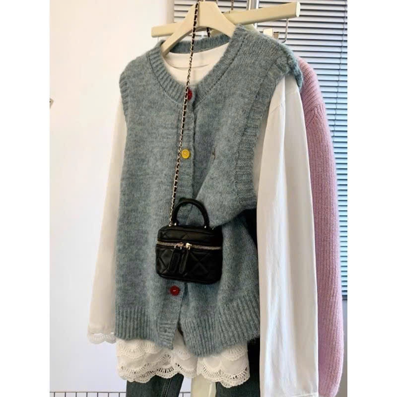 [SẴN] Áo gile len cổ tròn phối cúc nhiều màu xinh xắn, áo len nữ không tay họa tiết thêu basic - 083 | BigBuy360 - bigbuy360.vn