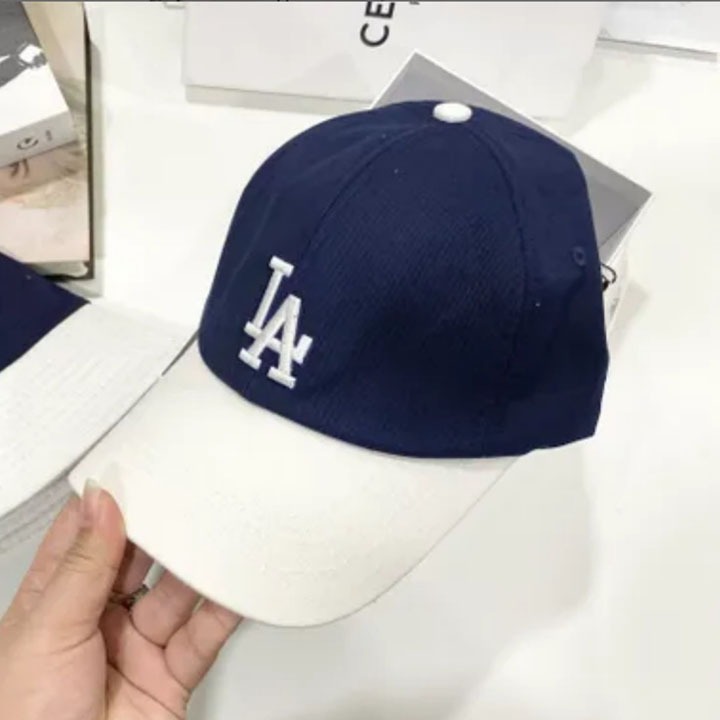 Mũ Lưỡi Trai Unisex  BOSTON Xịn, Form Mũ Chuẩn, Chất Vải Dày Dặn