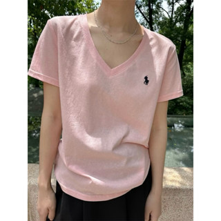  Áo thun xược nữ basic thêu ngựa cổ tim ,rộng nhẹ đơn giãn dễ phối đồ 