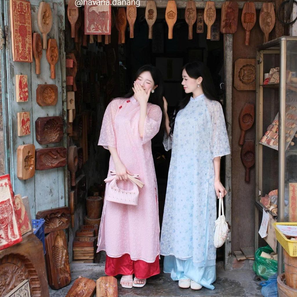 (HAVANA) CÓ BIGSIZE - Áo dài tơ ren YÊN DUNG in họa tiết hoa ẩn 4 tà phối cúc bọc đôi kèm quần Satin AD185