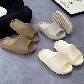  Dép Bánh Mì Nhiều Màu Size 32–43 Đế Chống Trơn Cho Người Lớn Và Trẻ Em Nhẹ Êm Không Thấm Nước 