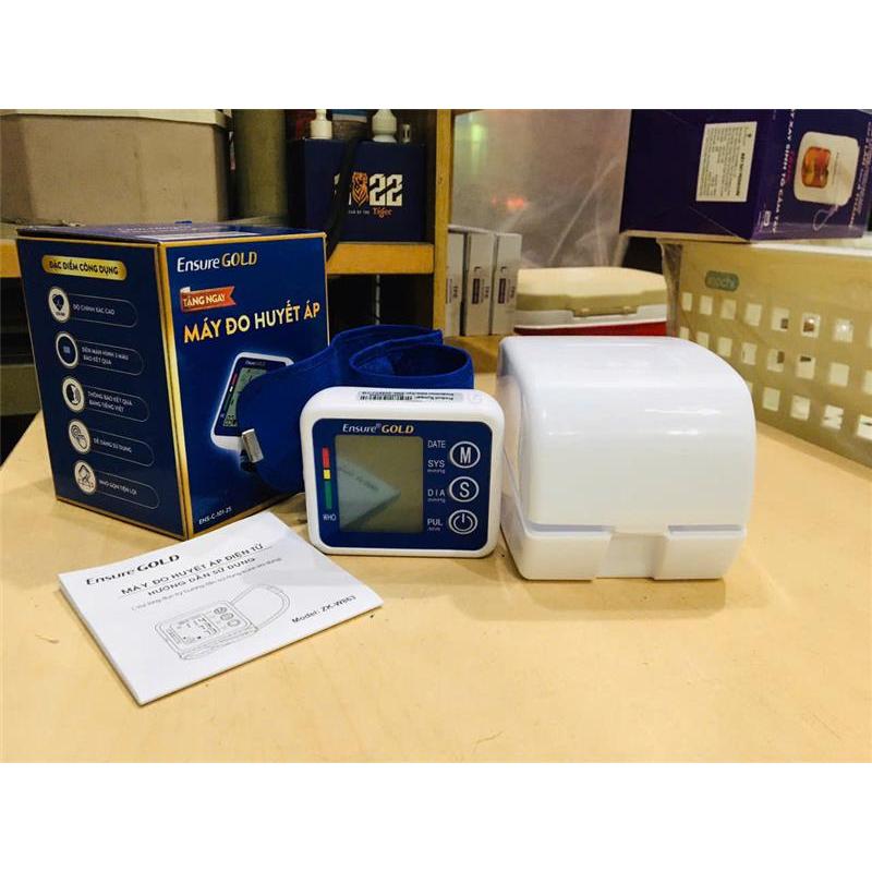 Máy Đo HUYẾT ÁP CỔ TAY Đọc Kết Qủa Bằng Giọng Tiếng Việt- Tặng Kèm 2 Pin AAA