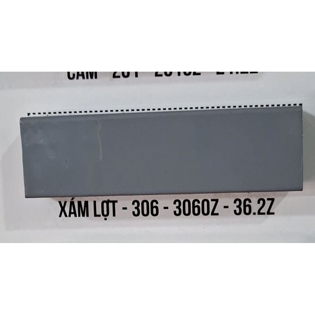 -SƠN SẮT MẠ KẼM GEMAN Màu  XÁM NHẠT LON 900GRAM  DÙNG ĐỂ SƠN CỬA, CỔNG, HÀNG RÀO, LAN CAN, CẦU THANG