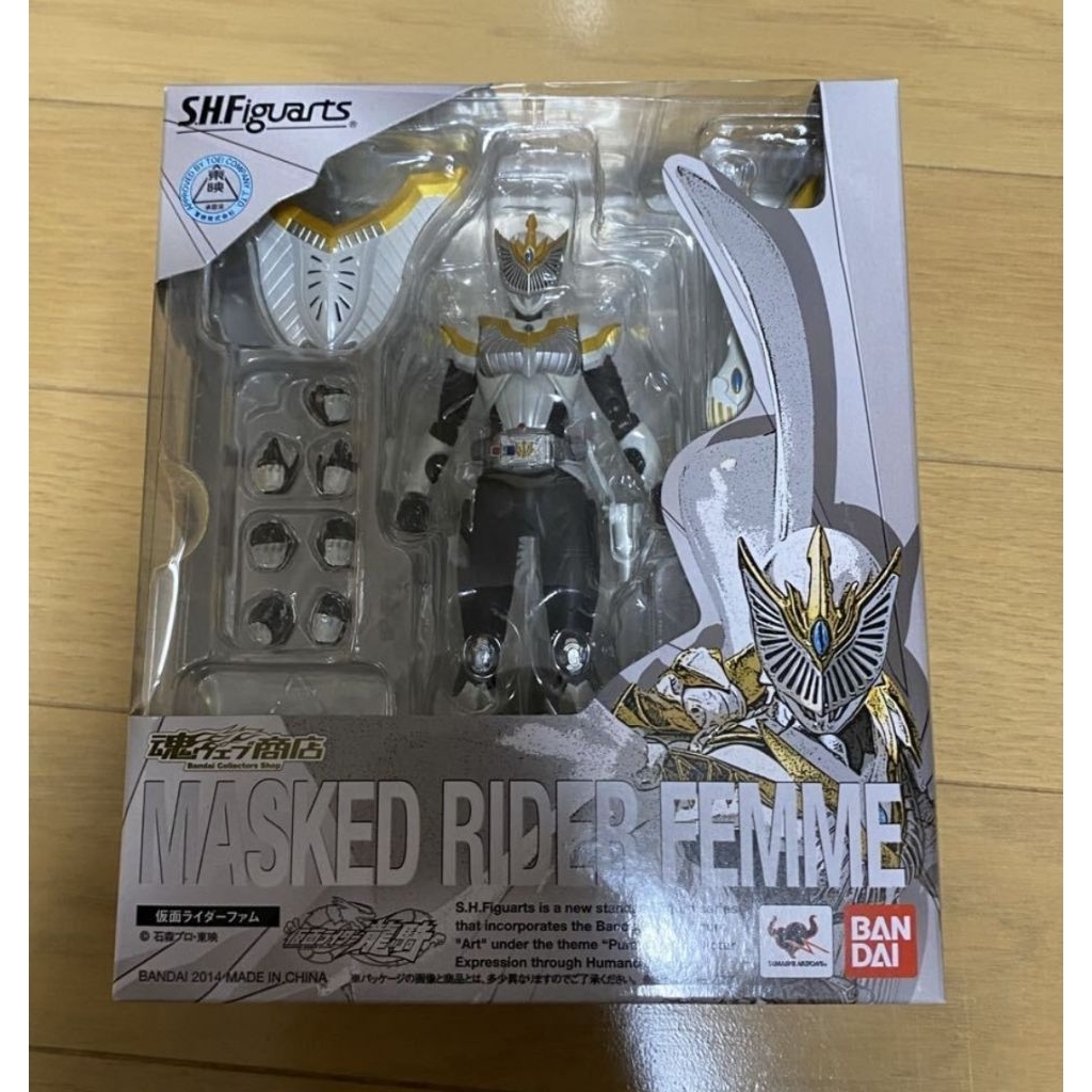 SHF KAMEN RIDER FEMME - SERIES KAMEN RIDER RYUKI