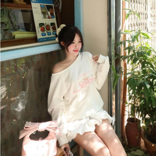 Áo nỉ lệch vai thêu nơ, Calem Club Áo nữ len tăm Trễ Vai đính nơ form ôm body tôn dáng