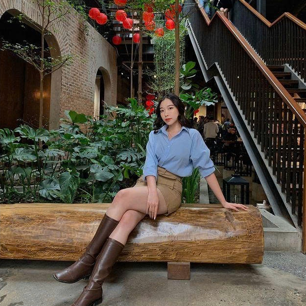 Ghế Băng Khúc Cây Nguyên Khối Gỗ Tràm Tự Nhiên – Xưởng Mộc Maido