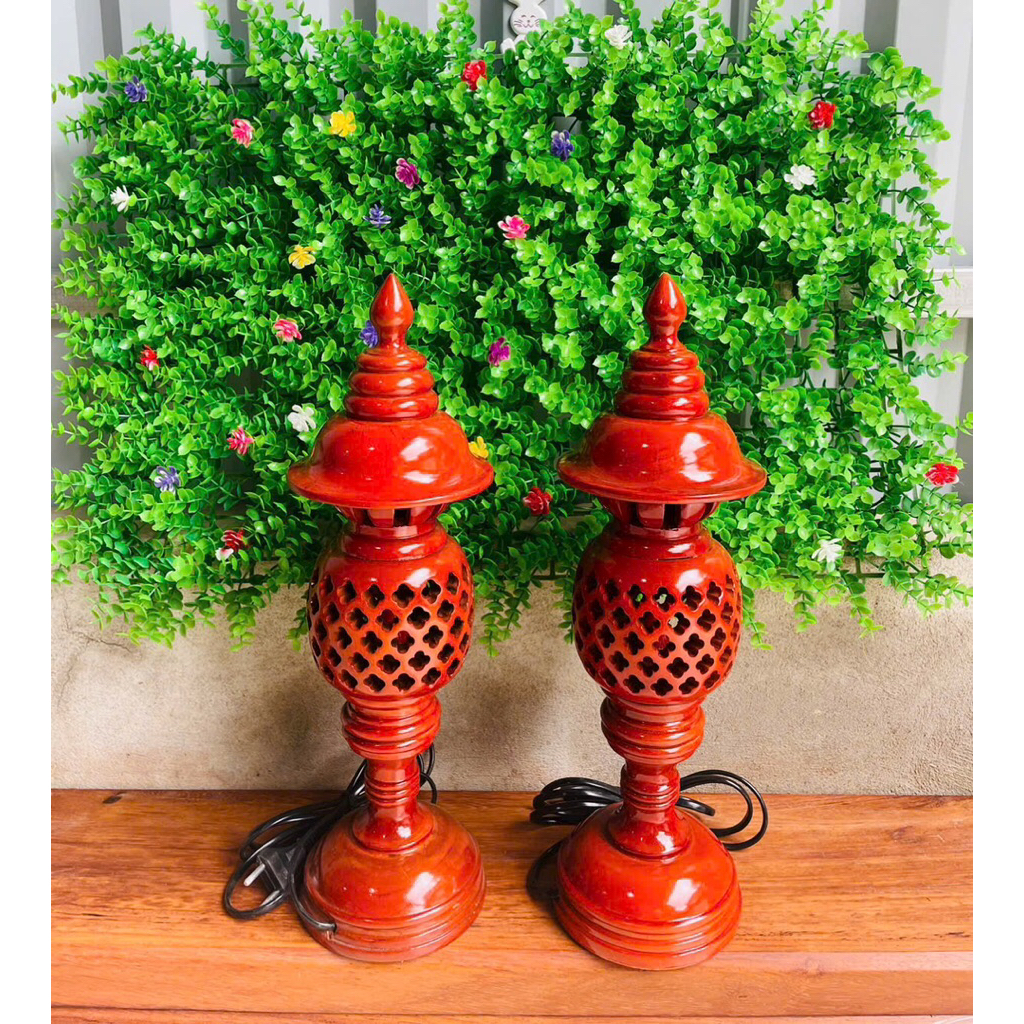 Một Đôi Đèn Thờ Gỗ Hương, Đèn Để Bàn Thờ Trang Trí, Đồ Gỗ Mạnh Nam, Đèn Thờ Sang Trọng, Đẳng Cấp