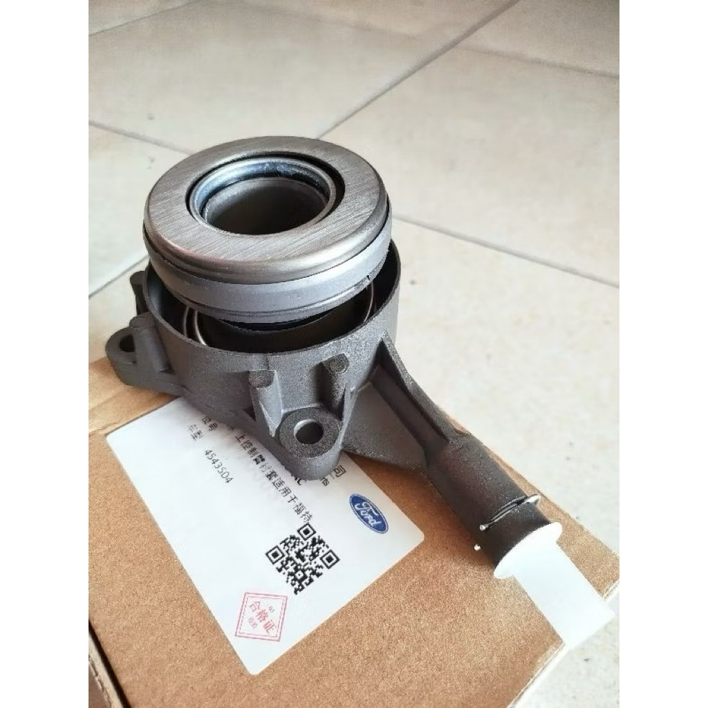 heo côn ly hợp dưới ( bi tê ) bt50  Ford ranger, Ford transit xịn jmc