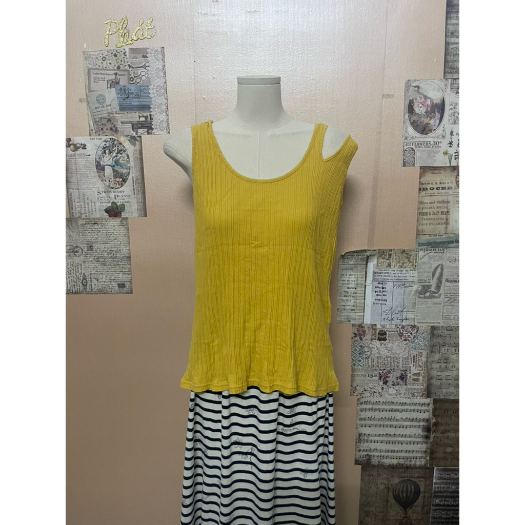 Áo mongtogi nữ Nhật ba lỗ màu vàng a44