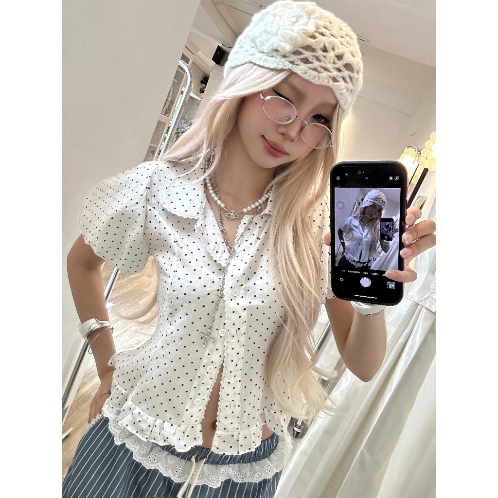 Áo sơ mi chấm bi, tay bí phồng, cổ lá sen, thiết kế THELSTUDIOS | BigBuy360 - bigbuy360.vn