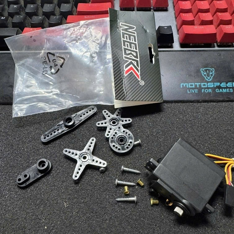 Động cơ servo 360 độ,Bánh răng kim loại Servo kỹ thuật số cho RC Máy bay ô tô Máy bay Robot DIY