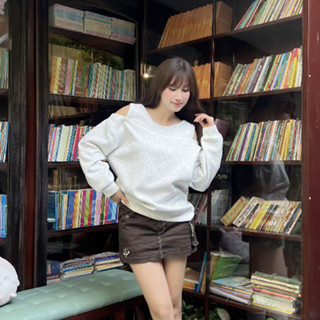Áo Sweater Nỉ Trễ Hở Vai Nữ Kiểu Dáng Croptop Chi Tiết Hở Vai Mùa Thu Đông Kimee - KA624