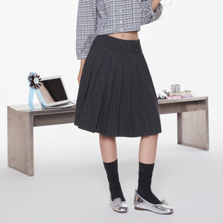  Kuchimachic - Muse Skirt - Chân váy dáng dài kẻ sọc chất liệu tuypsi 