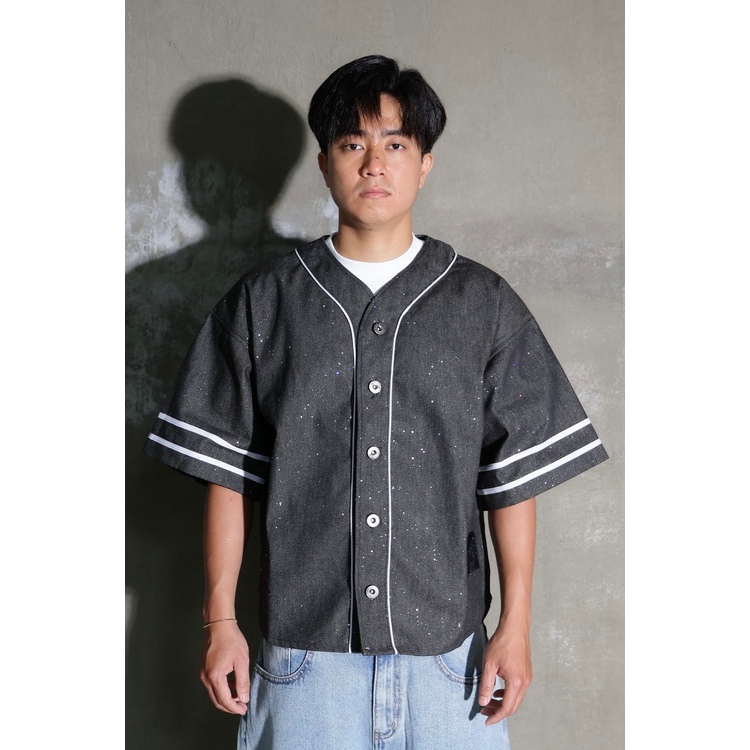 BLING BLING BASEBALL JERSEY (BLACK) - ÁO BÓNG CHÀY BEVIS DENIM LẤP LÁNH (ĐEN)