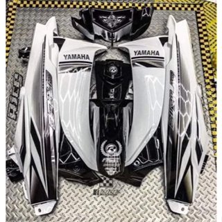  Dàn áo xe Sirius 110 50cc Trắng Đen - Nhựa ABS cao cấp Tặng tem PVC 3 lớp 