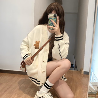  Áo khoác cardigan len gấu cổ V chạy viền phong cách vintage Hàn Quốc 24Feb.Studio KAH42 
