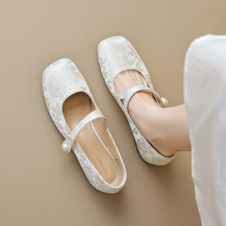   HÀNG CÓ SẴN  Size 35-43 Giày cao gót 2,5cm lụa gấm mũi vuông cao cấp BIG SIZE cho nữ  633-1 