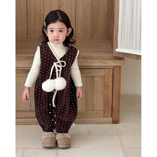  Set Áo Len Dài Tay Cổ Cao Màu Trắng Và Yếm Quần Lót Lông Hoạ Tiết Chấm Bi Dành Cho Bé Gái Mùa Thu Đông 