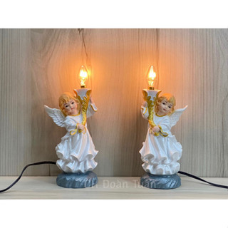 2 Tượng thiên thần cầm đèn chầu composite + bóng led - Đèn bàn thờ công giáo 