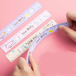 Thước Kẻ Sắt 15cm M&G 96053, màu ngẫu nhiên
