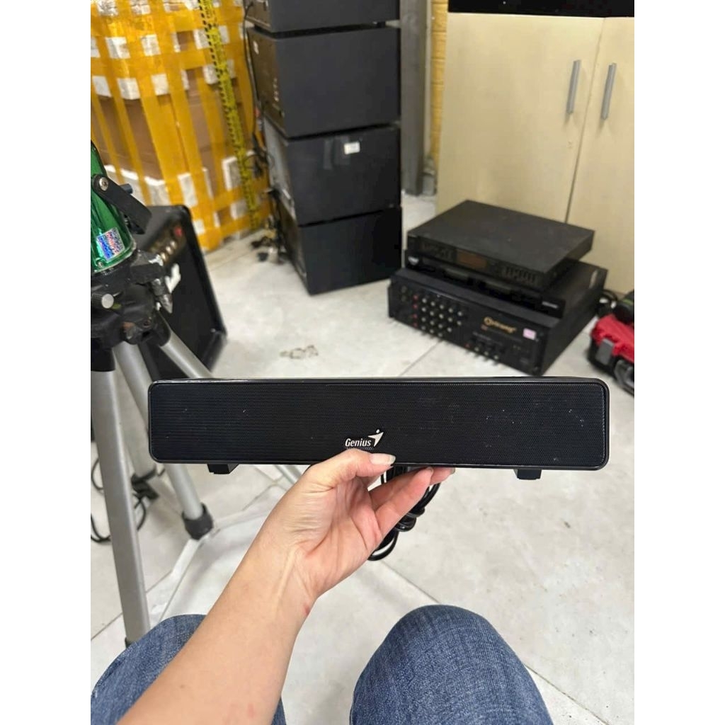 Loa Genius Cũ âm thanh trầm , kiểu dáng đẹp