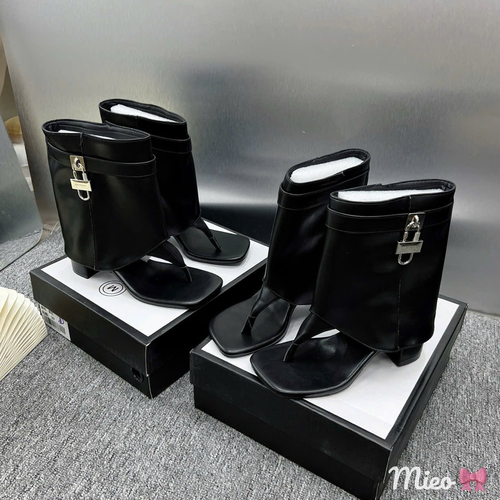 Boot khoá cạnh xỏ ngón MJ