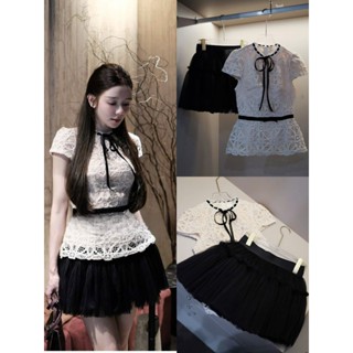  LYNCHIC- SET REN ÁO CỘC TAY NƠ DÀI MIX CHÂN VÁY ĐEN LINHCHIDAO TỰ MAY 