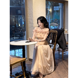 Hạnh sino.97 Váy thiết kế nude trễ vai phối lưới đính hoa 4 lóp sang chảnh