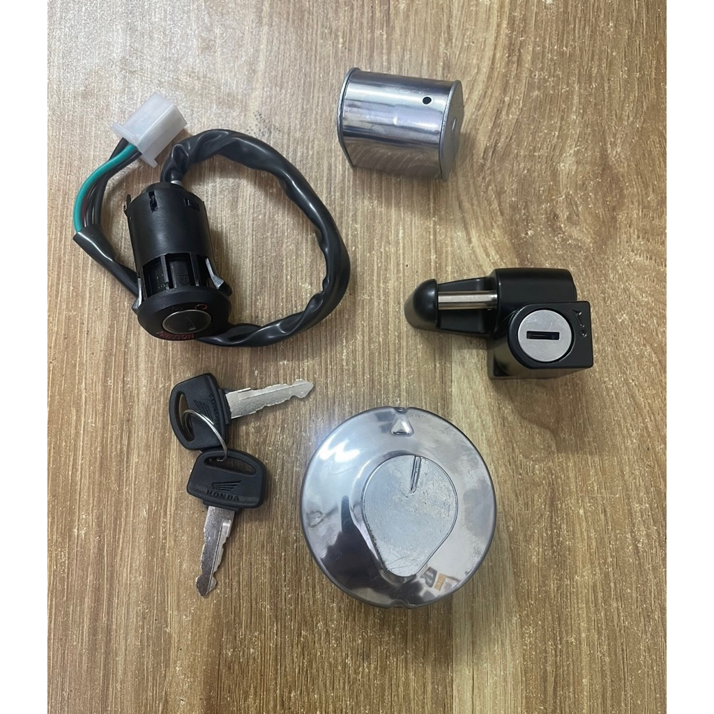 bộ khoá xe cup 82