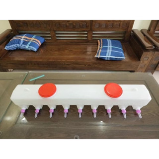  Bình bú sữa heo con vú giả 6-9 núm cho lợn con dung tích 7- 10 lít 