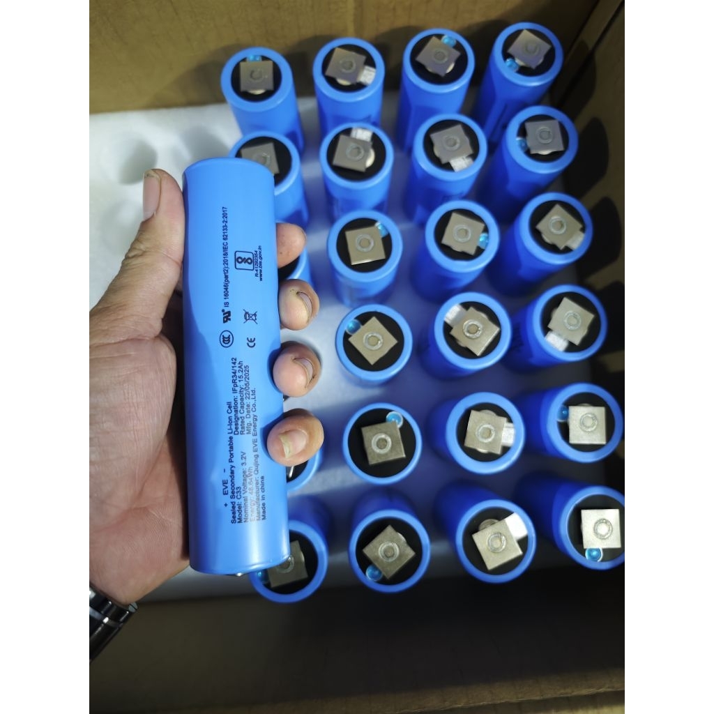 EVE 33140 3.2V mới 100% hàng A nội trở dưới 2 miliom hàn sẵn kẽm