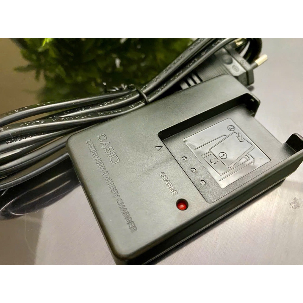 Bộ Sạc pin Casio NP-20/NP20