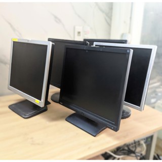 Màn hình LCD LED 17", kích thước 17 inch phân giải 1280x1024, kết nối cổng VGA, sẵn đủ cáp đi kèm