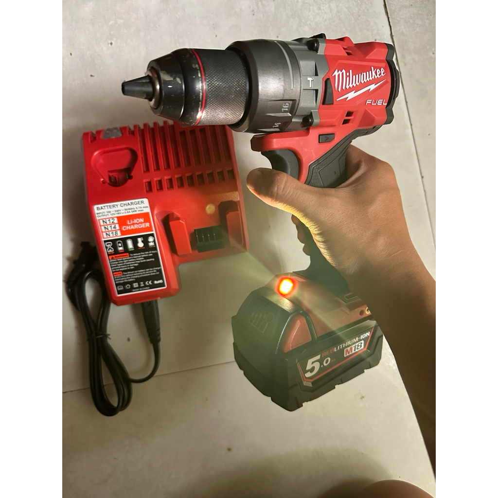 khoan 3cn miilwaukee 2904-20. Chính hãng hàng bãi tuyển lực 158N/m có chống vật cổ tay 0971.72.70.74