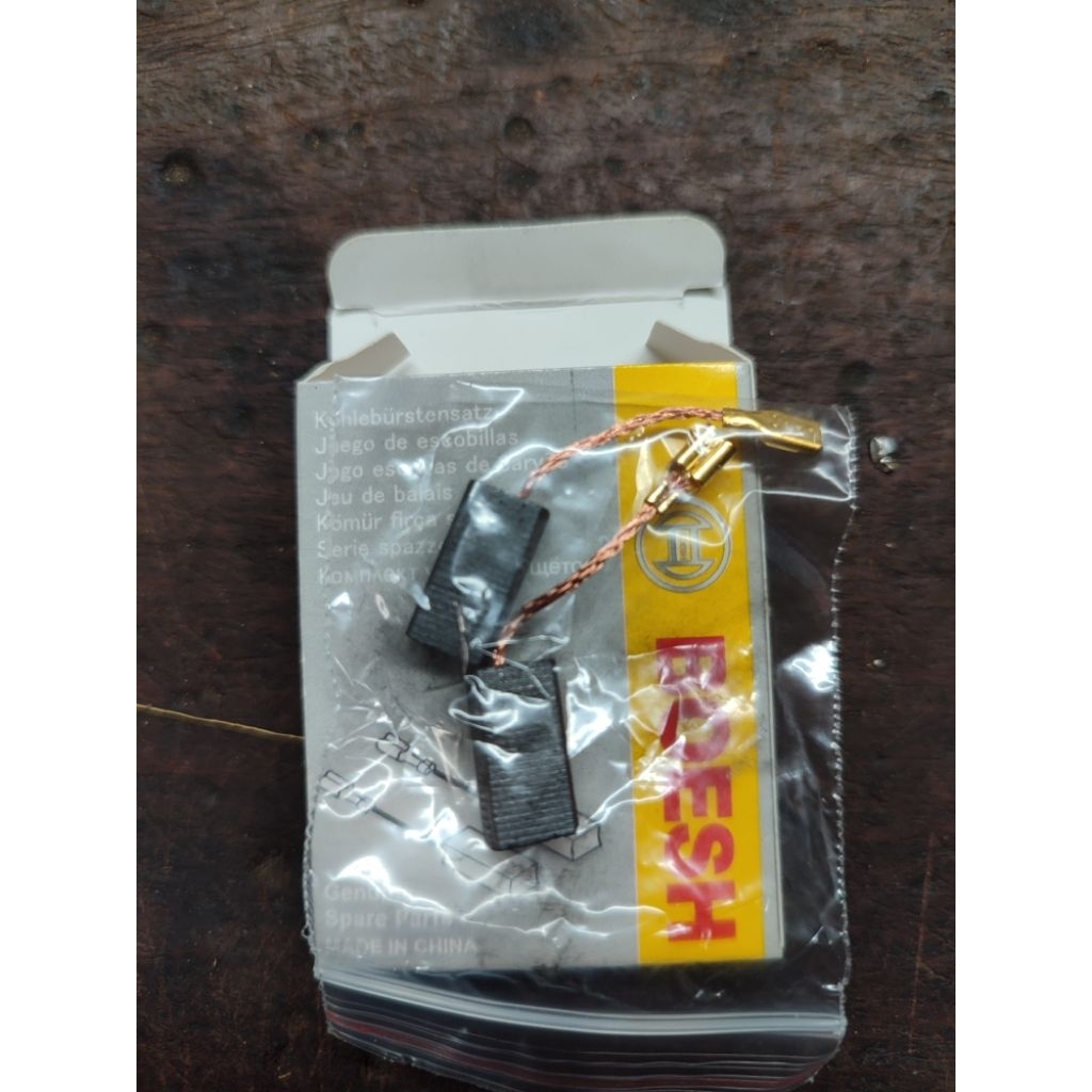 1 - 5 HỘP CHỔI THAN MÁY MÀI, MÁY CẮT BOESH 6 - 100