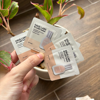   Gift Sephora  Sample kem nền Haus Labs by Lady Gaga Triclone Skin Tech Medium Coverage Foundation with Fermented Arnica 