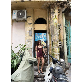  Váy Khoét Eo cột dây ngang lưng   không kèm áo dây  