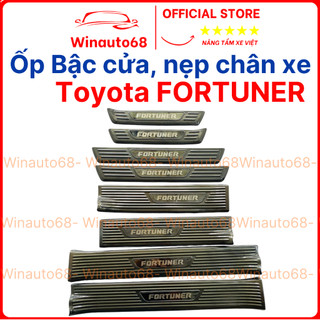 Ốp bậc cửa, nẹp bước chân CARBON xe Fortuner 2017- 2018- 2019- 2020- 2021- 2022, 2023,2024 Vân Cacbon Cao Cấp Nhất