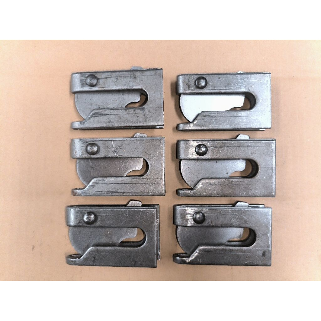 Combo 5 khoá lợn và 10 Khoá Lợn (Khoá Chốt Đồng Tiền Tự Động)