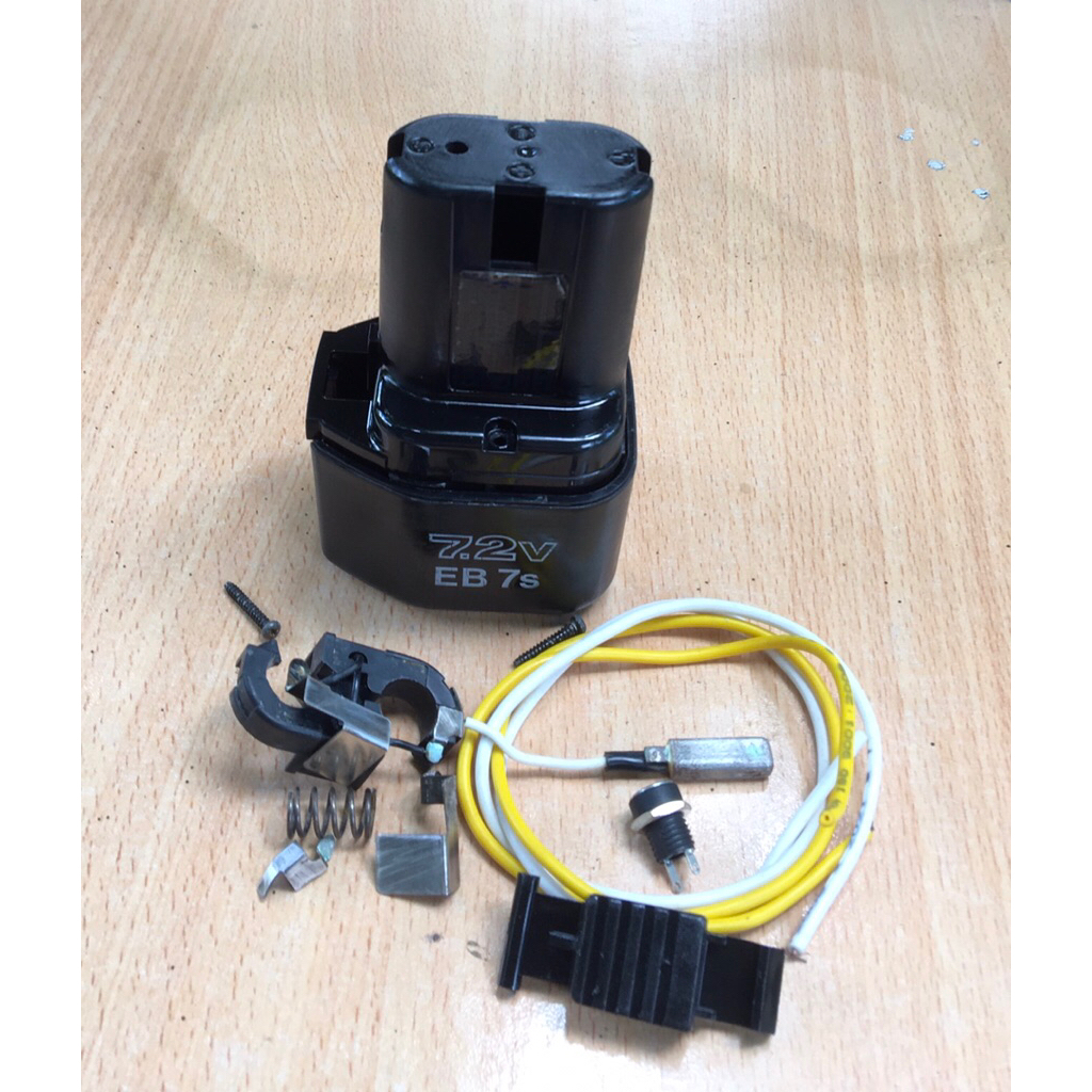 Vỏ Pin Hitachi 7.2V . Vỏ Pin Hitachi 7,2V hàng bãi Nhật . Tặng kèm giắc và dây điện
