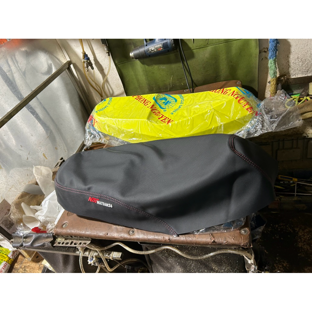 Mút và da yên sirius 2 tầng